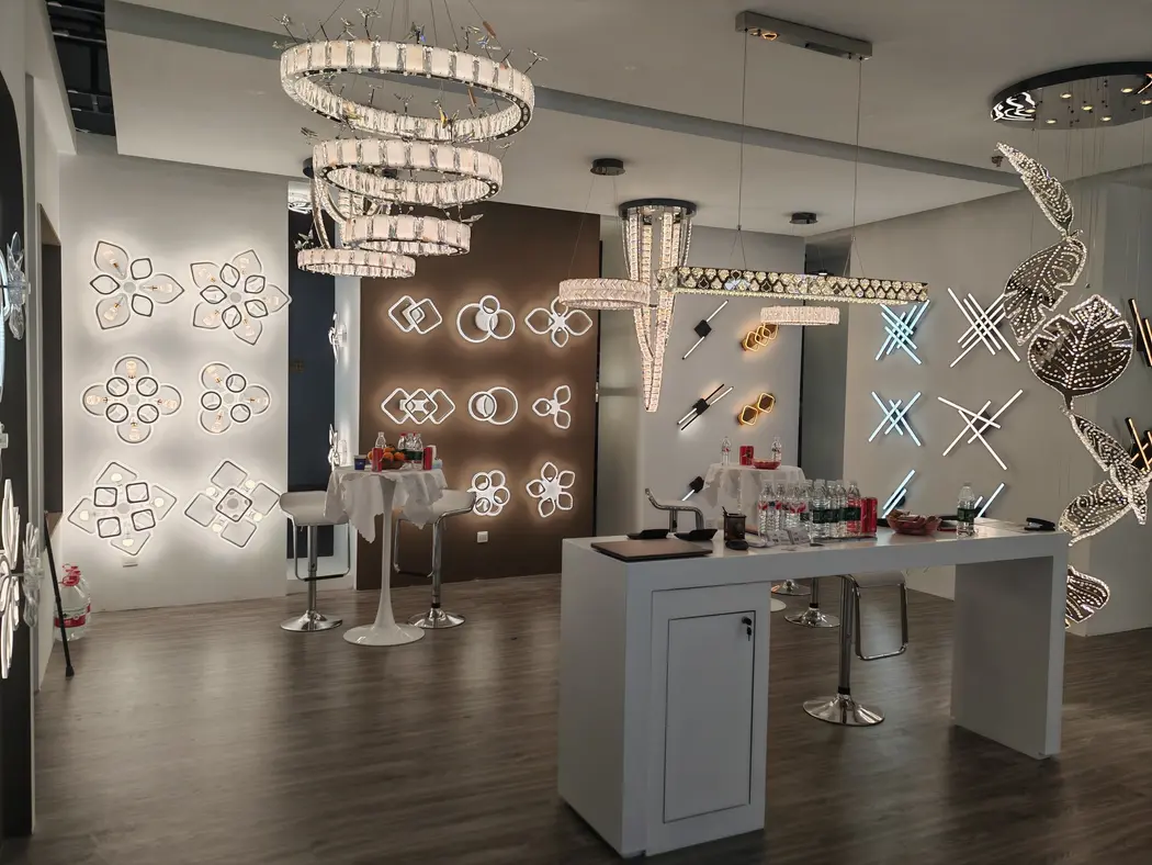 Decorative lighting exhibition display