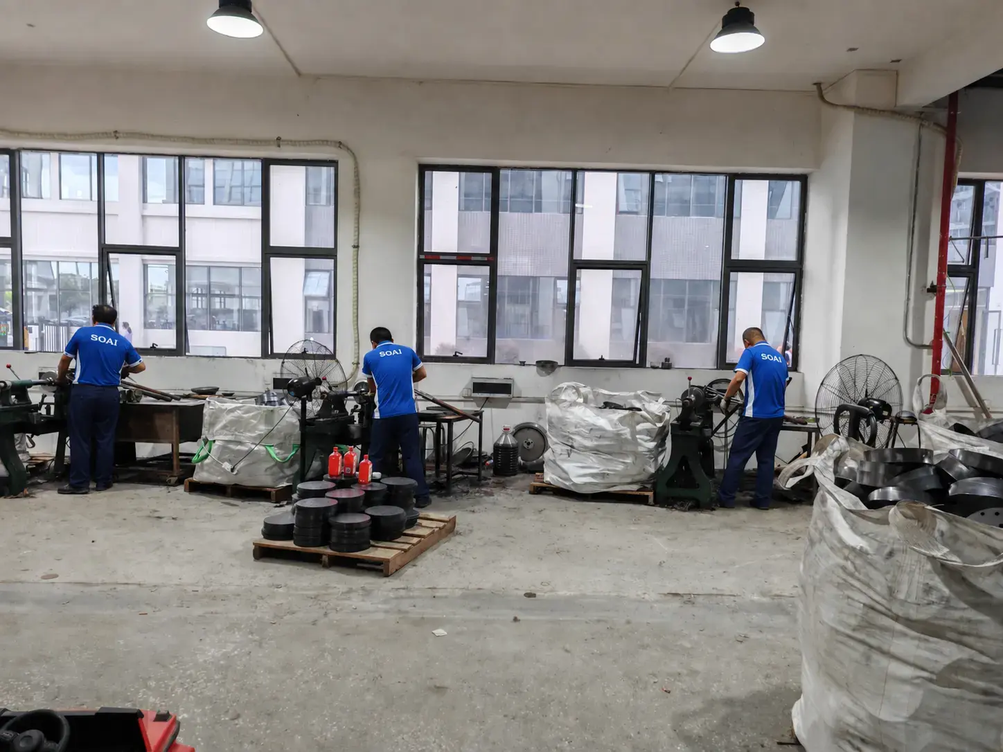 In-house metal bending machine for lighting components